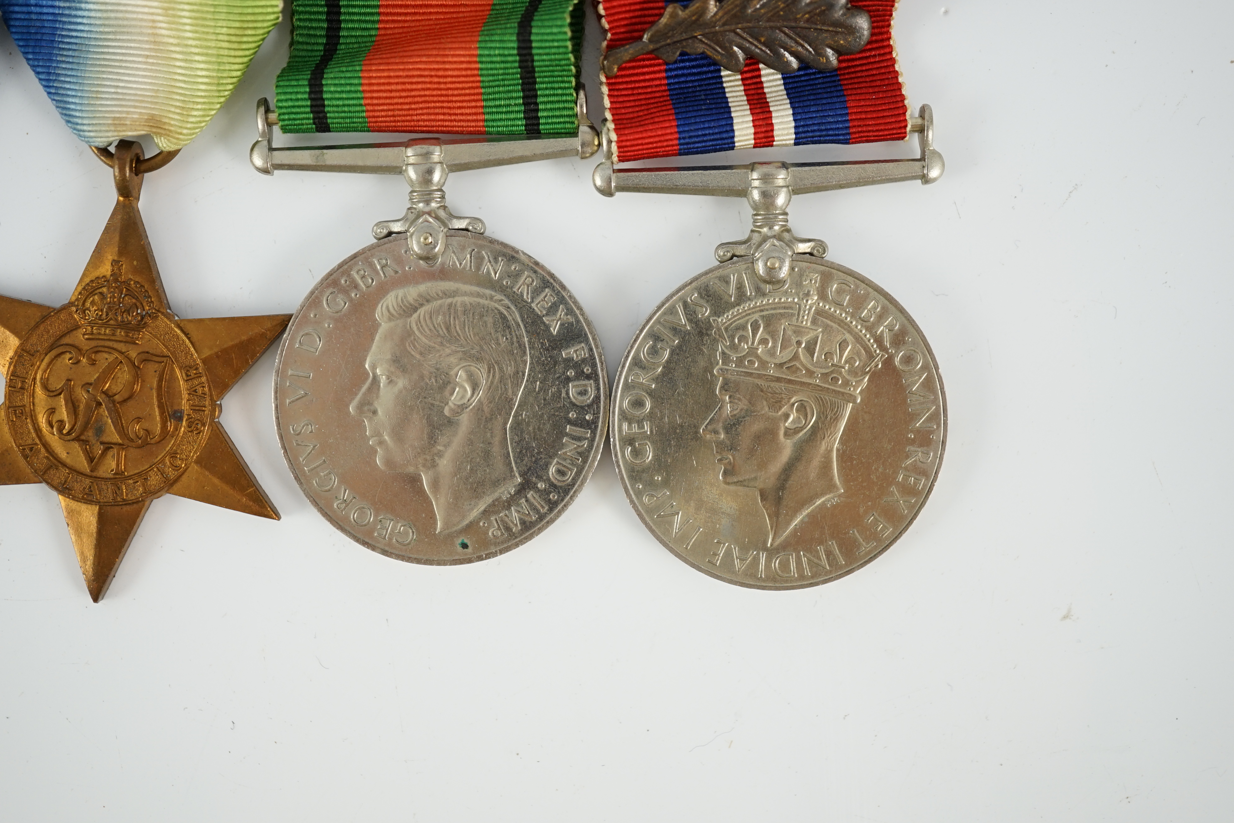 An unnamed WWII DSC group